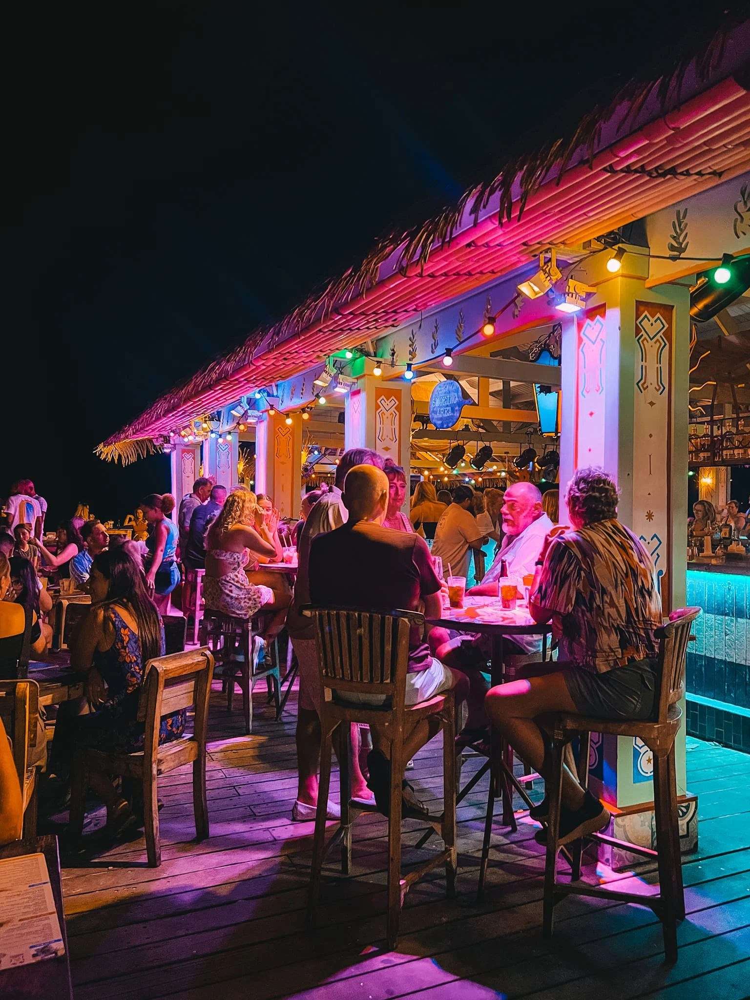 Waar eten en drinken op Aruba? 15x Tips! Waar eten en drinken op Aruba? 15x Tips!