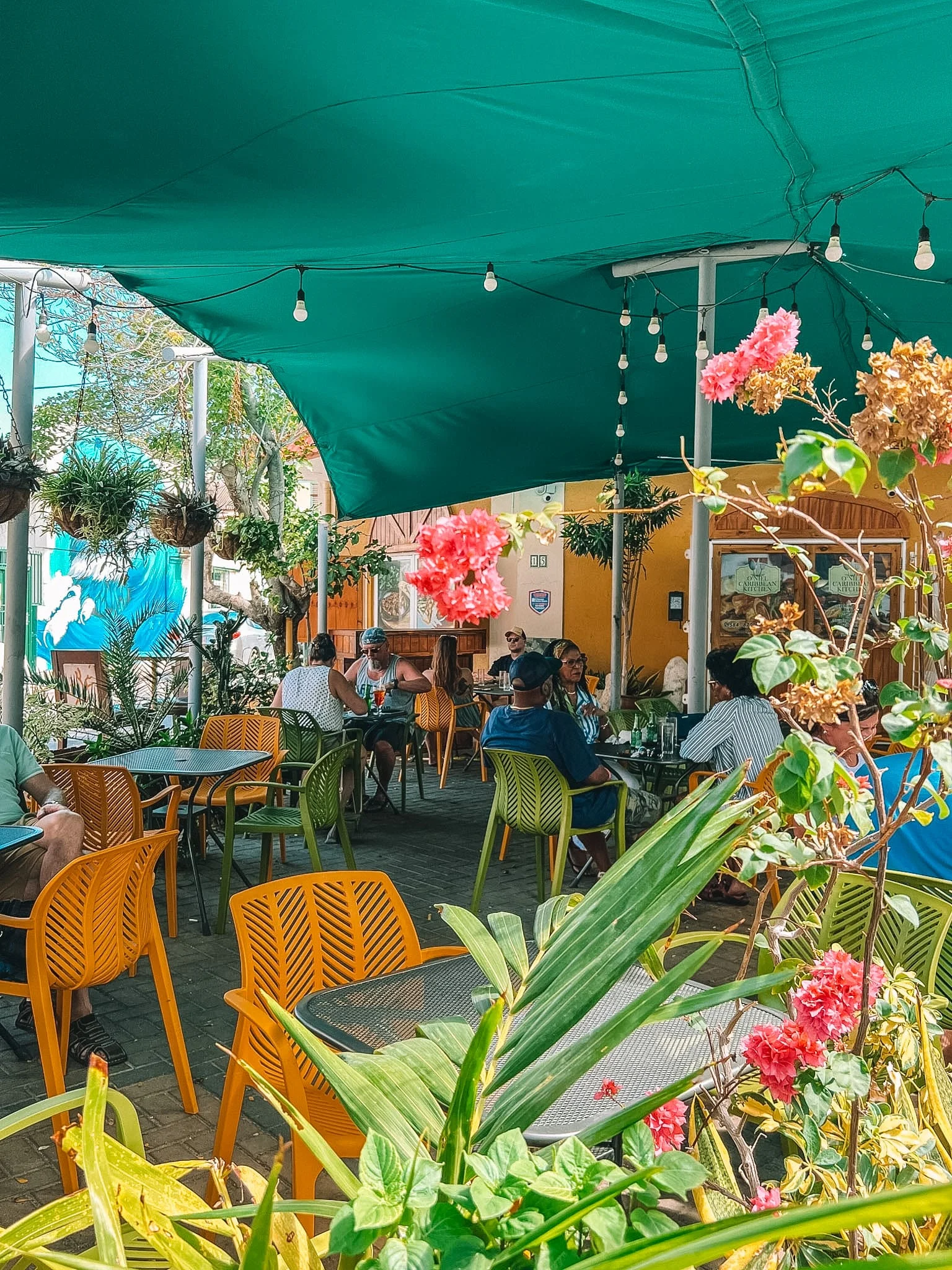 Waar eten en drinken op Aruba? 15x Tips! Waar eten en drinken op Aruba? 15x Tips!